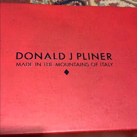 SOLD Donald J Pliner loafer - Picture 7 of 7